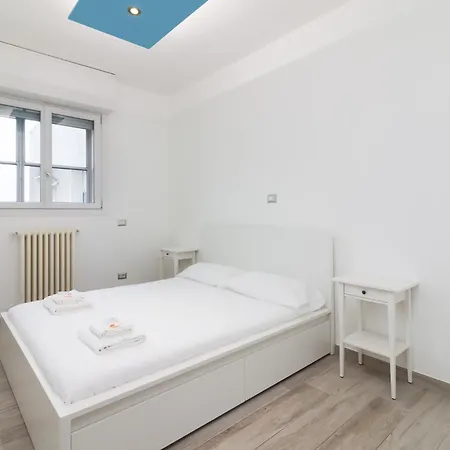 Nuovissimo Attico 17esimo Piano, 10 Posti Letto Apartamento Milão