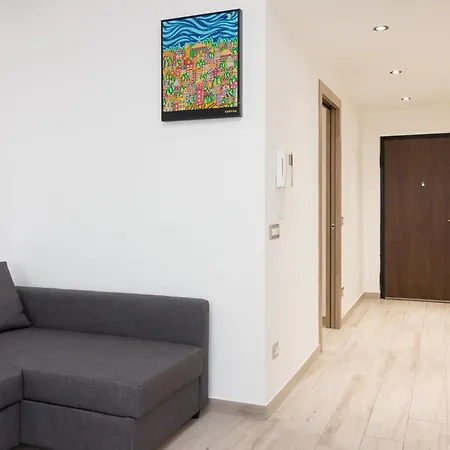 Nuovissimo Attico 17esimo Piano, 10 Posti Letto * Milão